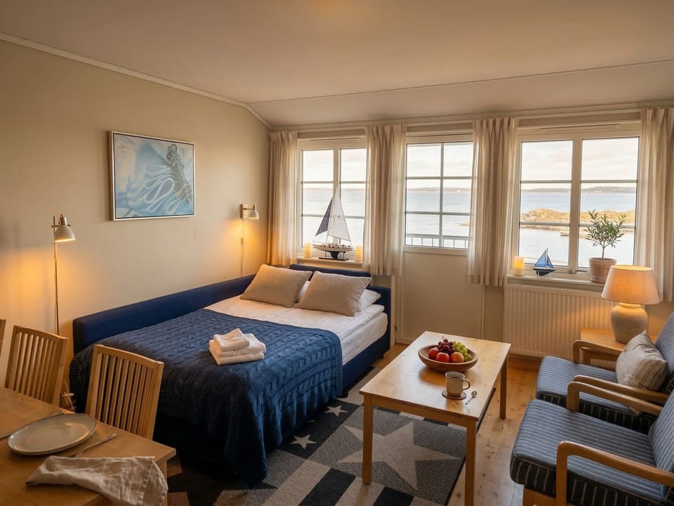 Superior Double Room, Balcony, Sea View | Desk, laptop workspace, free WiFi
