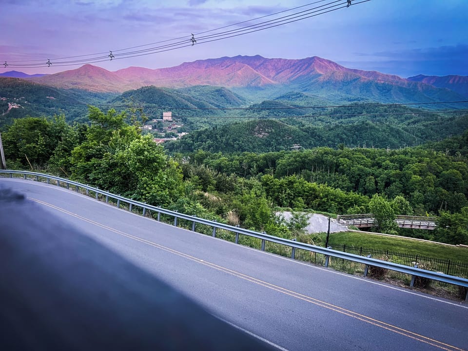Unforgettable sunsets from every deck are simply unmatched at Mountain Air Lodge