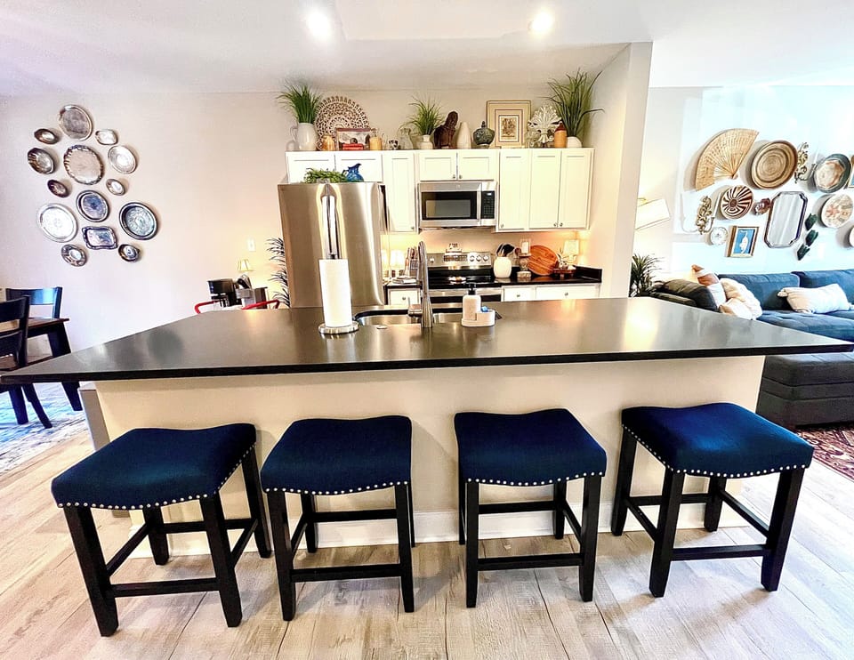 Extra bar stood seating 