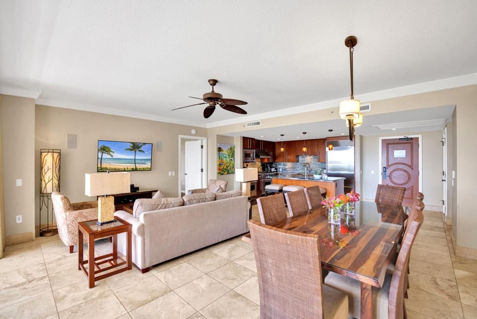 Dine island-style with seating for everyone, whether you're entertaining or having a casual family dinner  HKH-425