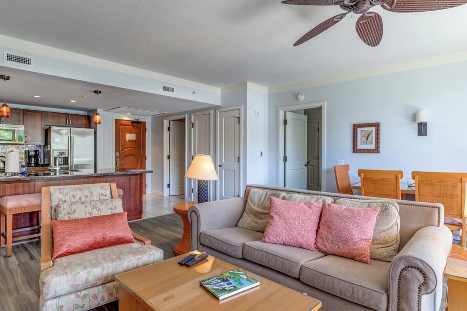 Island elegance meets modern comfort in this spacious beachfront suite. HKH-412