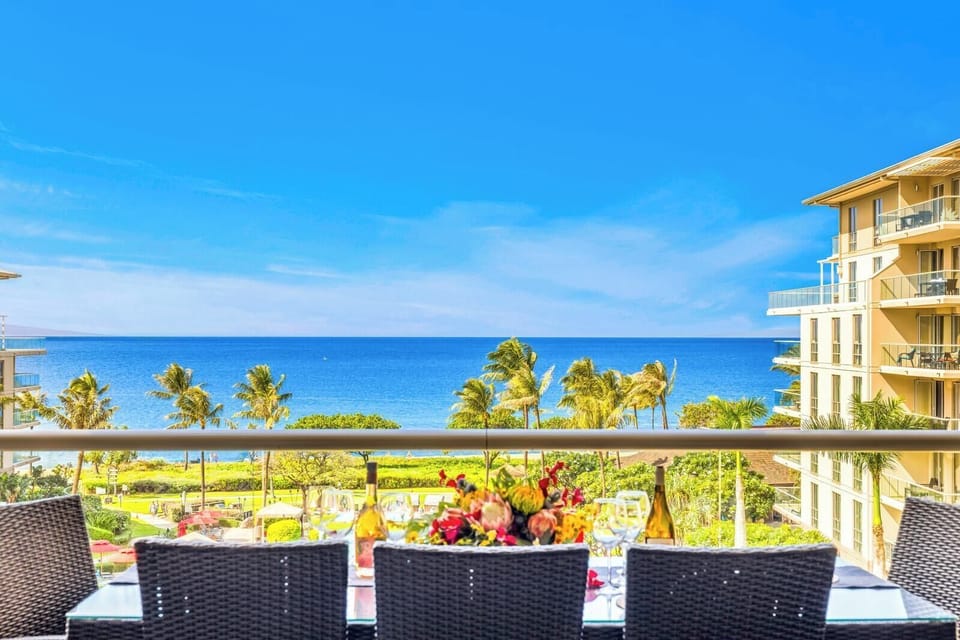 Ocean views and fresh island air make this balcony setup ideal for al fresco meals or a peaceful start to your day. HKH-529