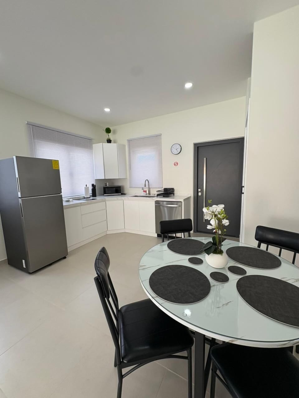 Orquidea  Apt 2 (1029)