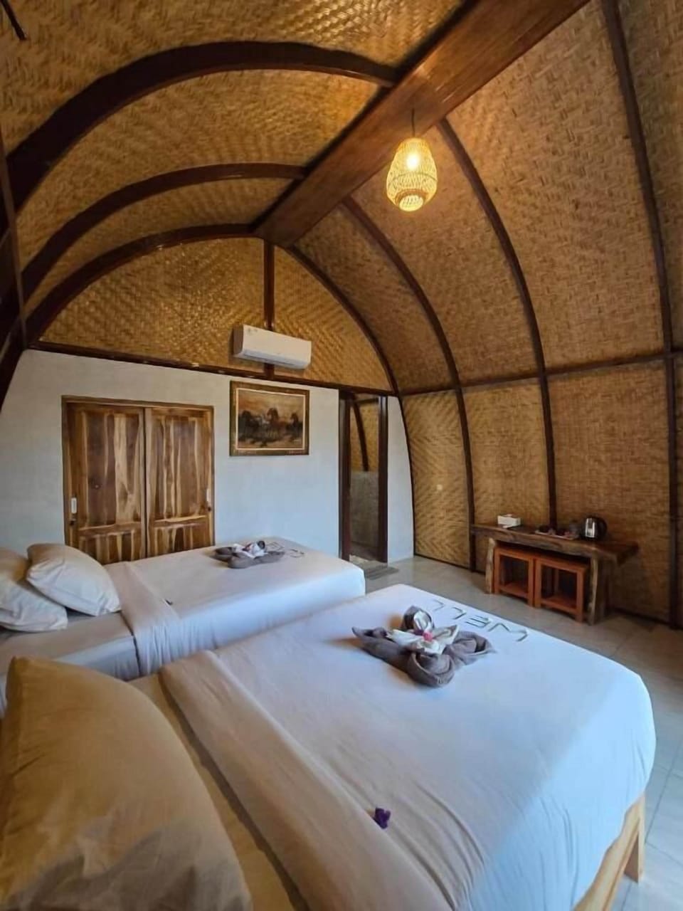 Superior Double or Twin Room, Balcony, Hill View | Desk, free WiFi