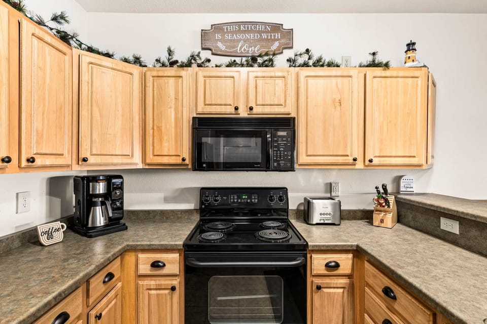 Kitchen details that make the space shine.