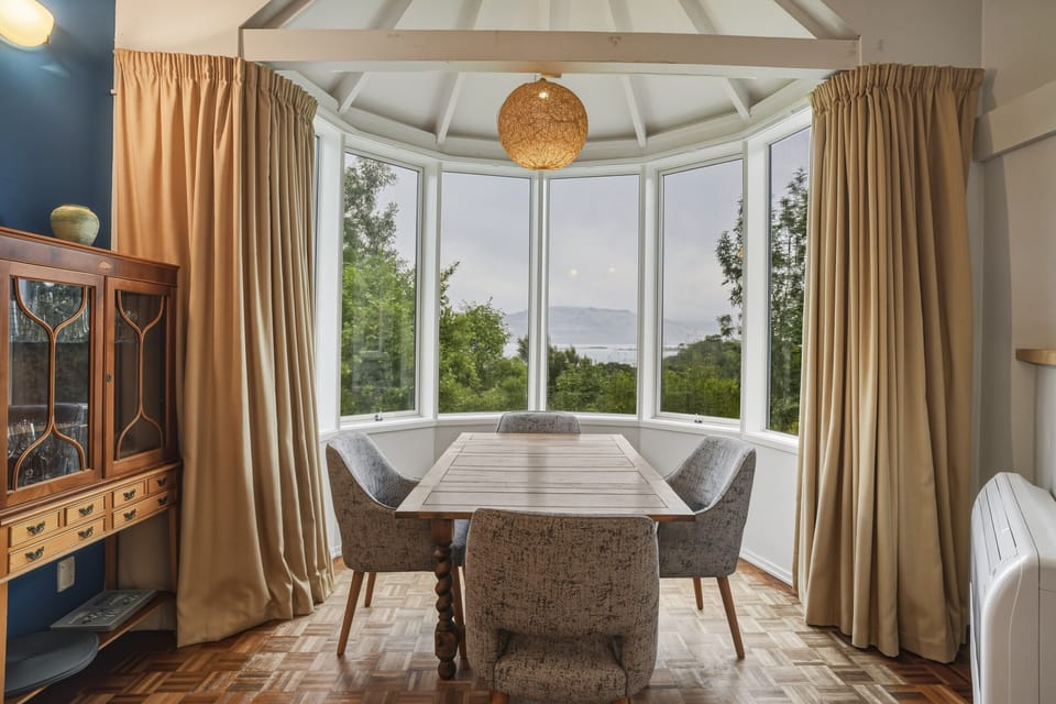 Dining View