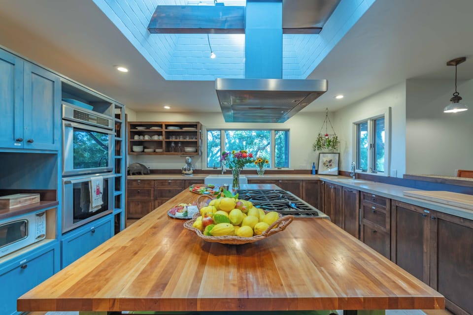 House, Multiple Beds, Pool Access, Pool View (Refugio Casa) | Private kitchen