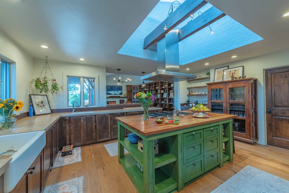 House, Multiple Beds, Pool Access, Pool View (Refugio Casa) | Private kitchen