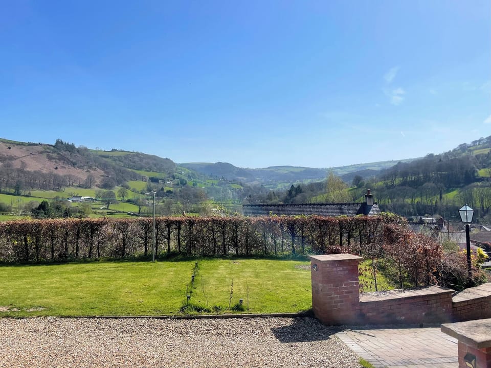 View | Valley View, Llangollen