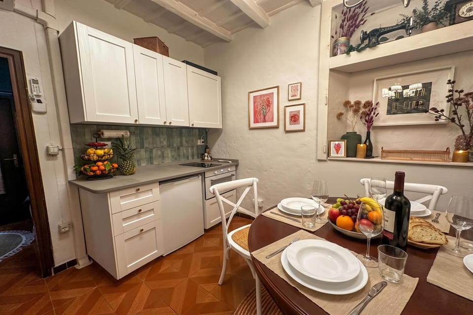 Family House, 1 Bedroom, Fireplace (La Fetta Di Cima) | Private kitchen