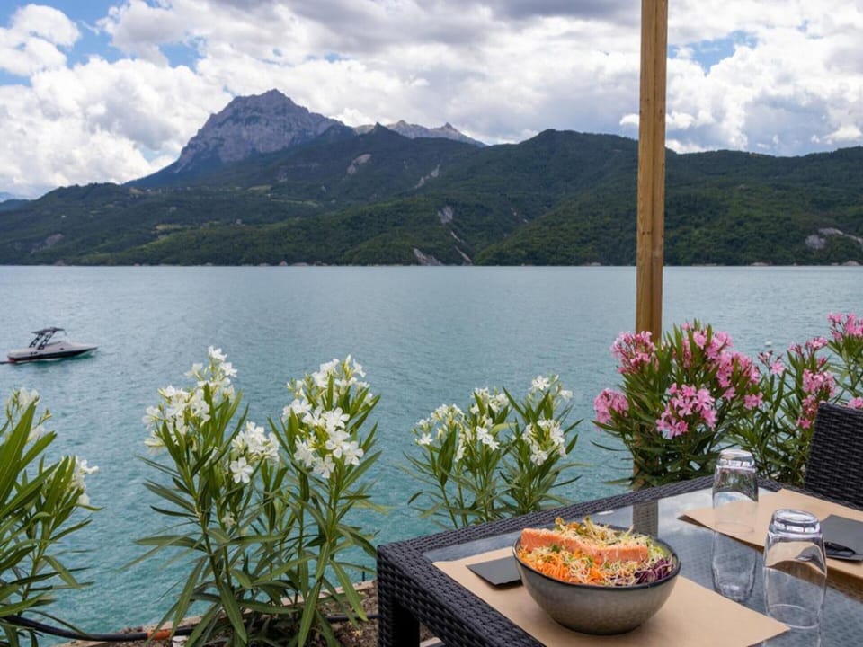 Comfort Apartment, 3 Bedrooms | View from property