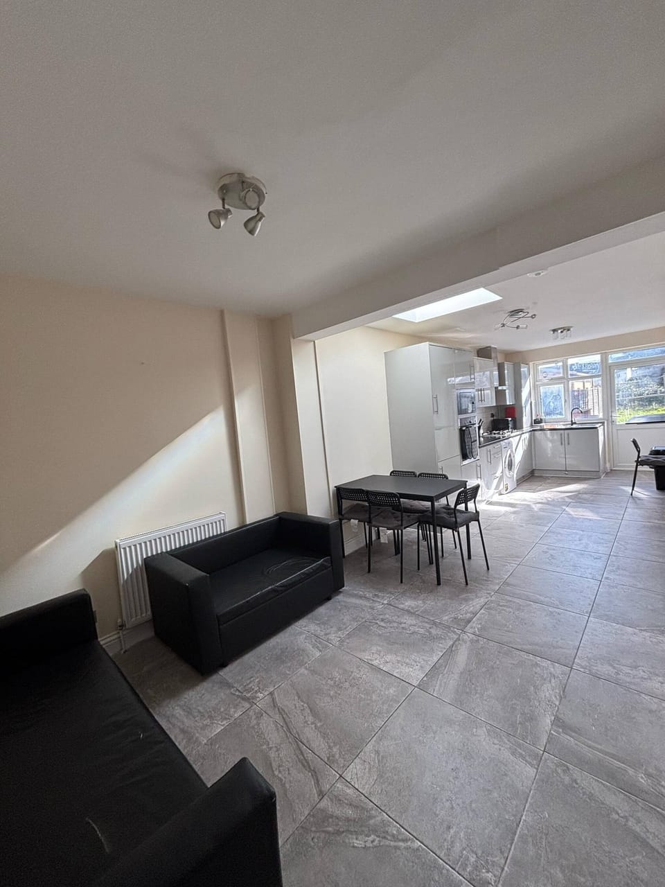 House, 5 Bedrooms, Terrace | Living area