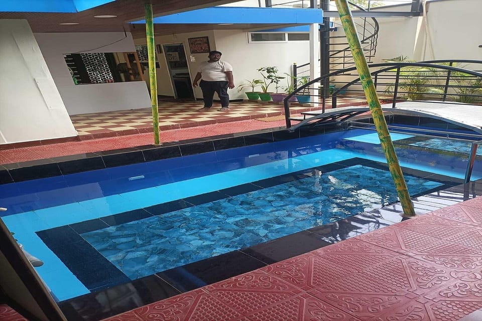 Holiday Home Swimming Pool