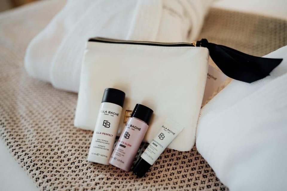 Comfort Double Room | Bathroom amenities | Bathrobes, slippers, towels, soap