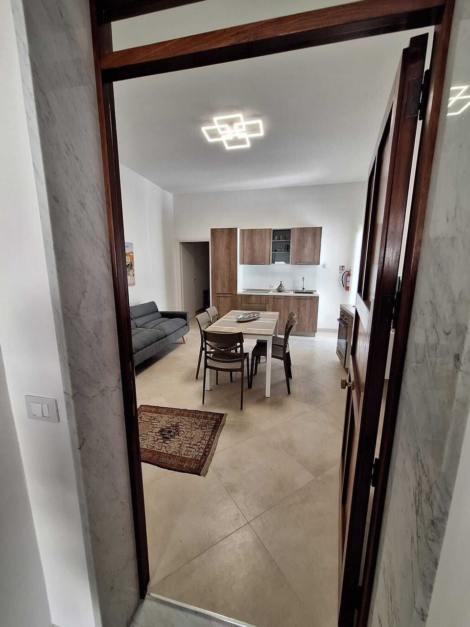Comfort Apartment, Balcony | Living area
