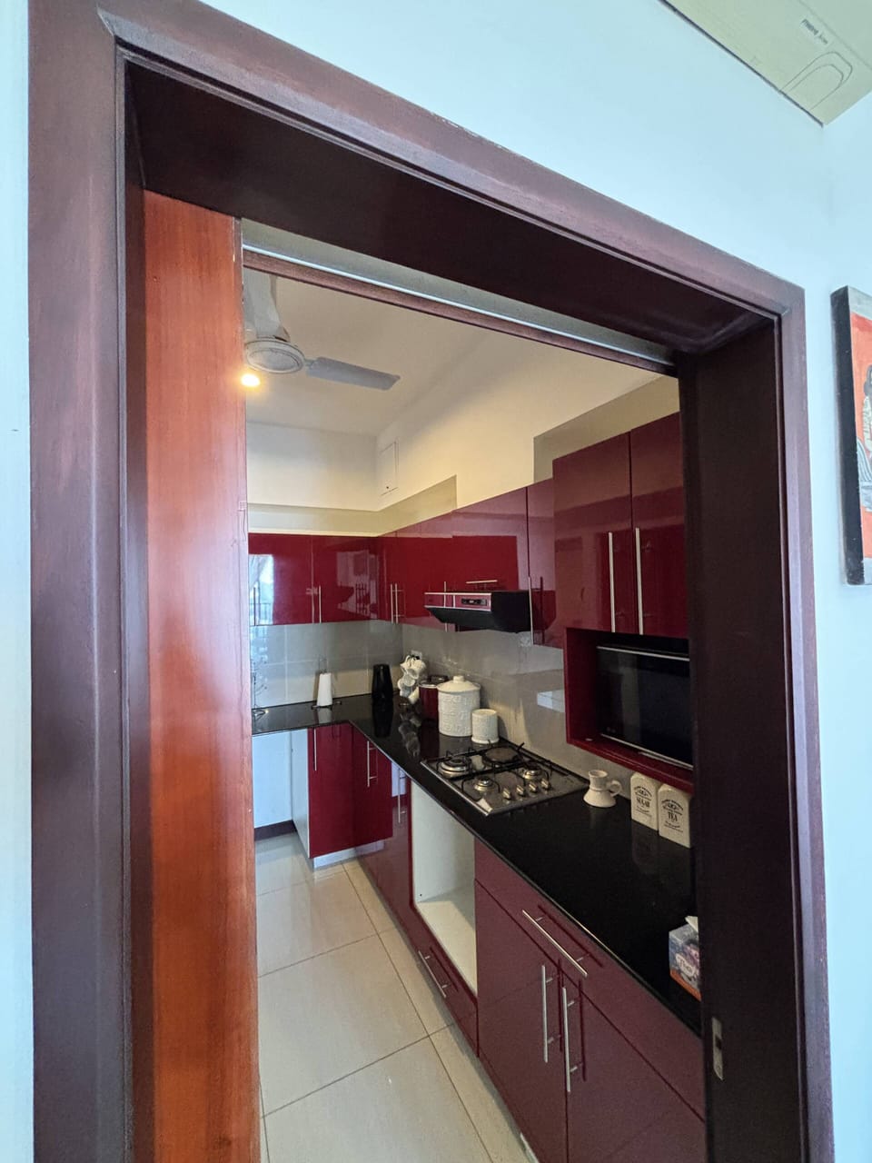 Deluxe Apartment, 2 Bedrooms, Partial Ocean View, Tower | Private kitchen | Full-size fridge, microwave, stovetop, toaster