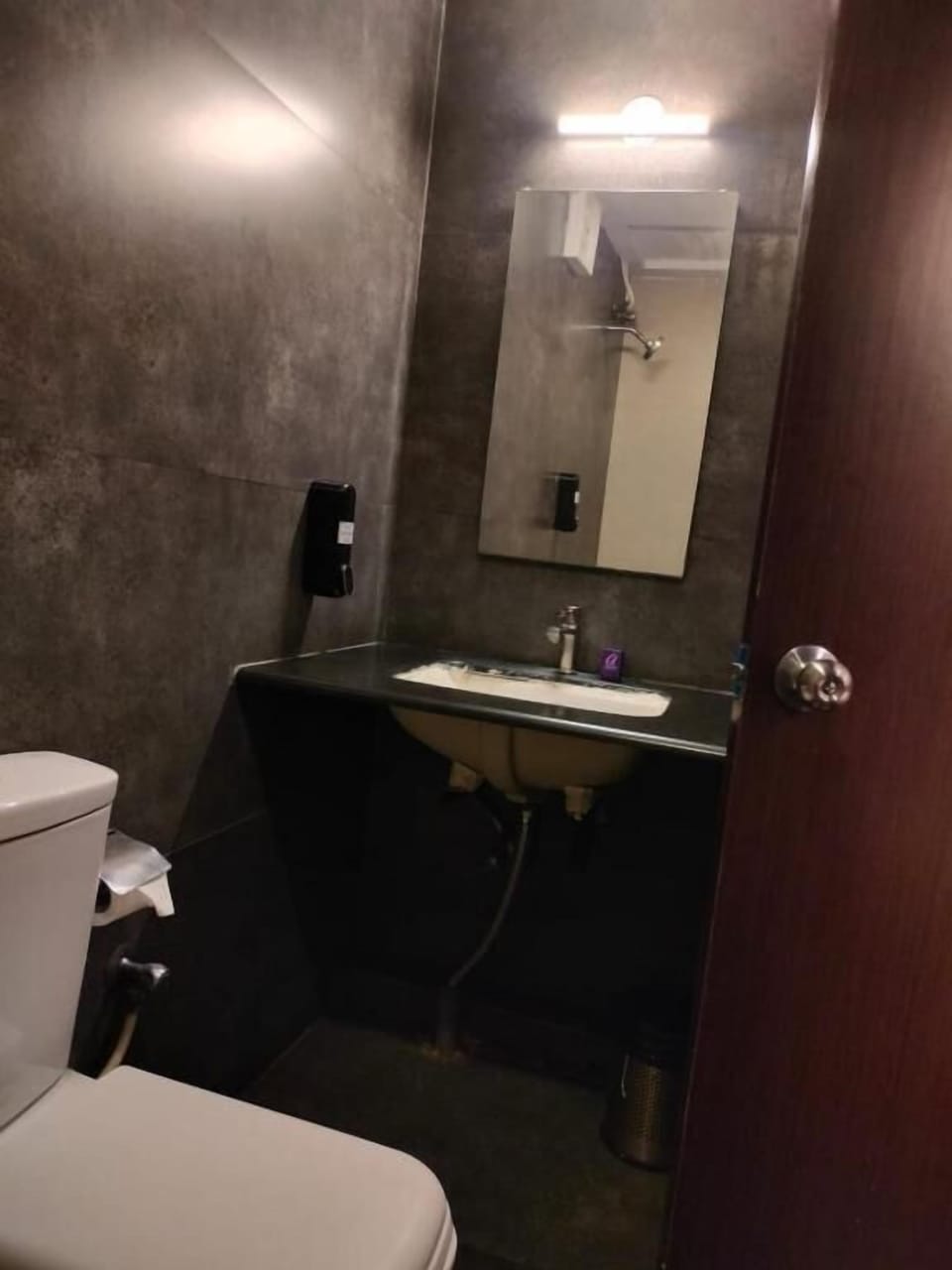 Superior Double Room, City View | Bathroom