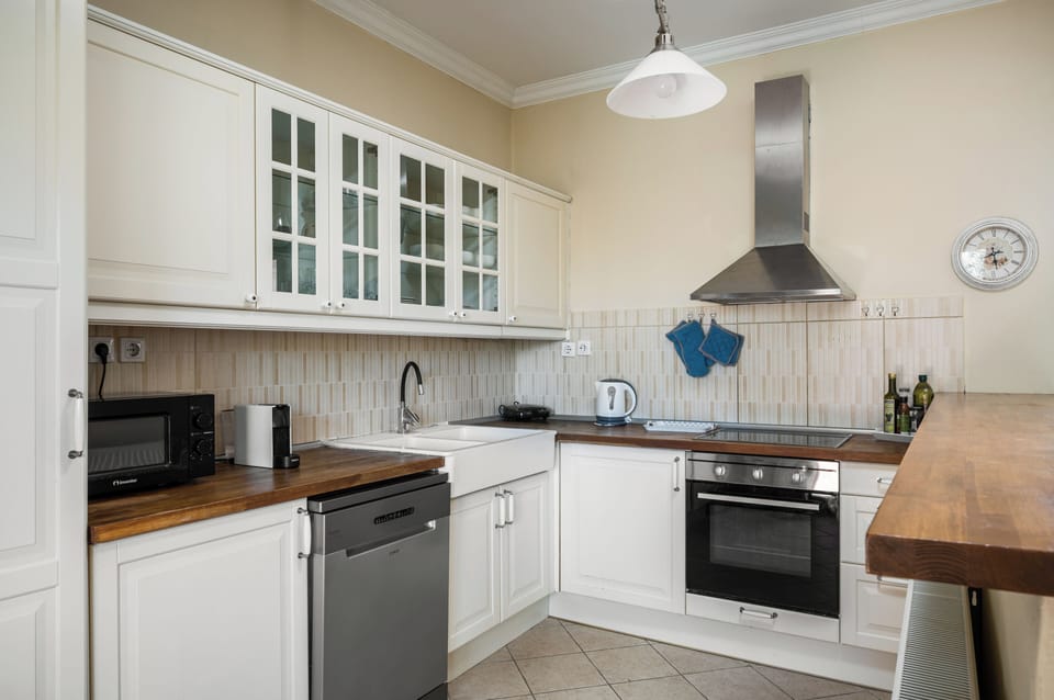 Villa, Garden View | Private kitchen | Espresso maker, electric kettle, dining table