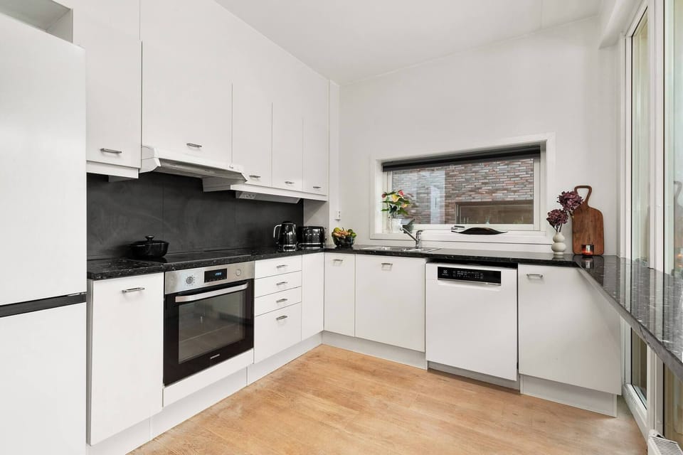 Apartment, 2 Bedrooms, Accessible, Patio | Interior