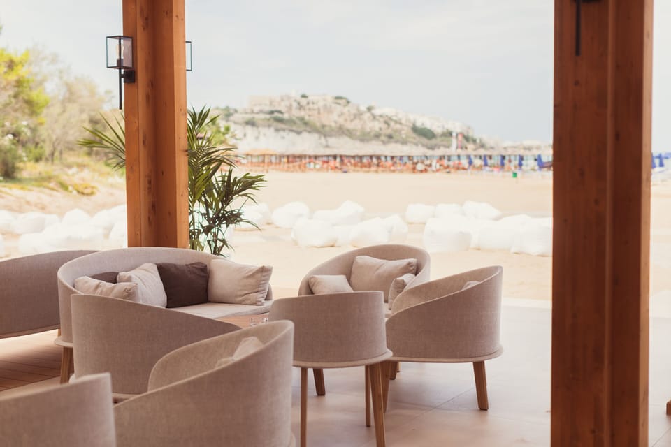 Beach bar