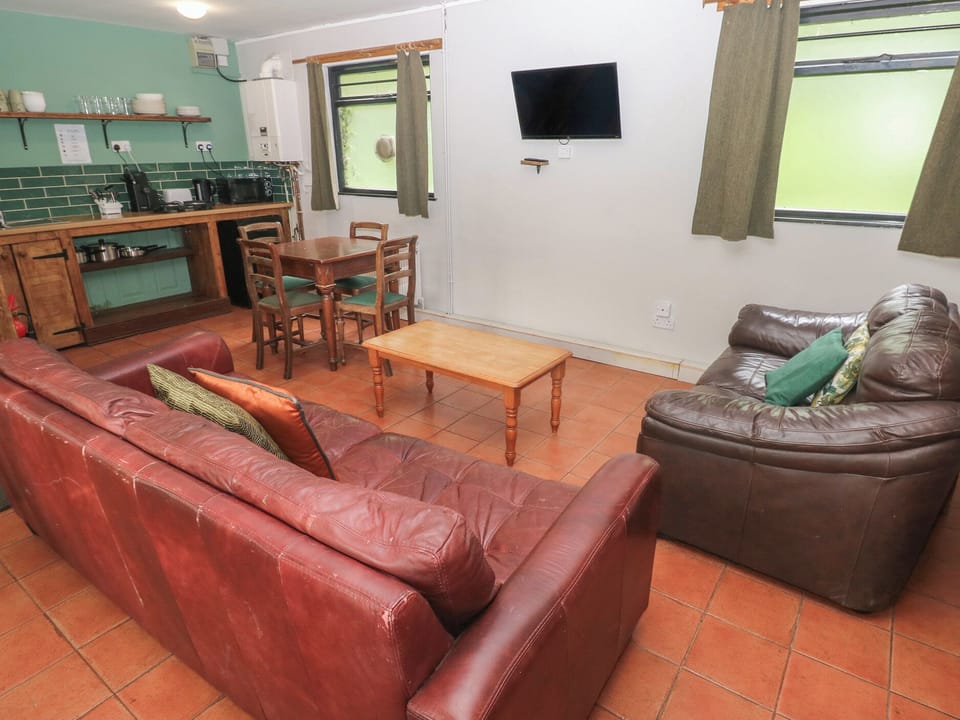 Cottage | Living area
