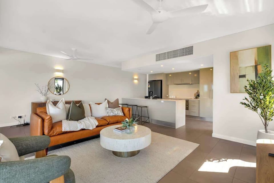 An open-plan layout designed for ease, keeping cooking, dining and relaxing effortlessly connected.
