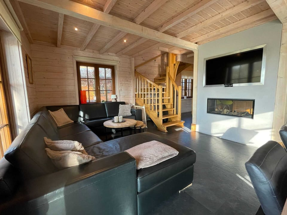 House | Living room