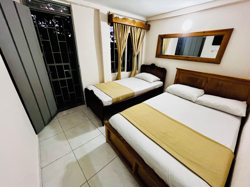 Standard Twin Room | Soundproofing, free WiFi, bed sheets