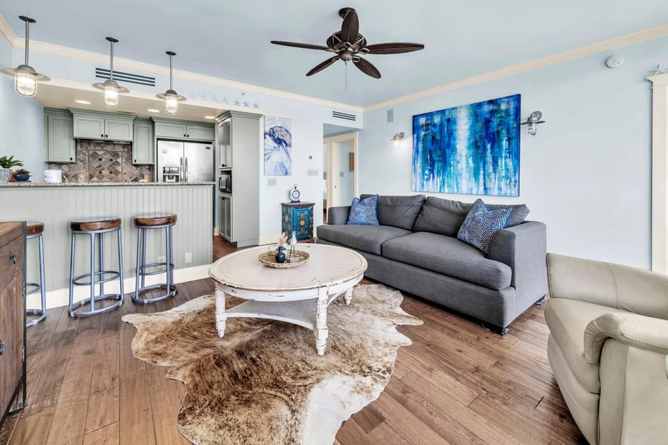 Condo, Multiple Beds (Six Palms 3A) | Living area