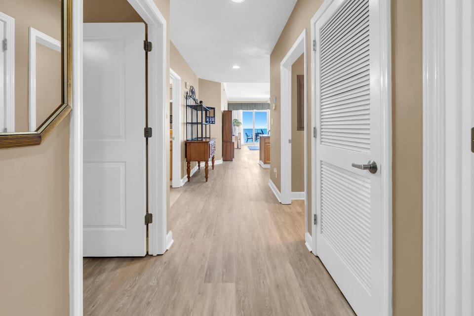 Condo, Multiple Beds (Grandview East 1505) | Interior
