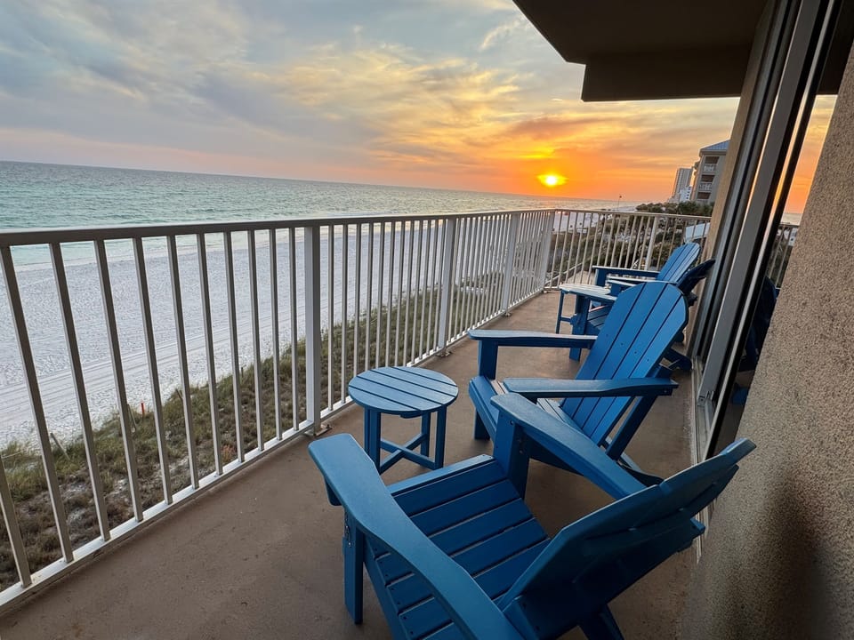 Incredible sunsets from Fall to Spring at Tidewater 201 can be viewed from the wrap around balcony and living room! 