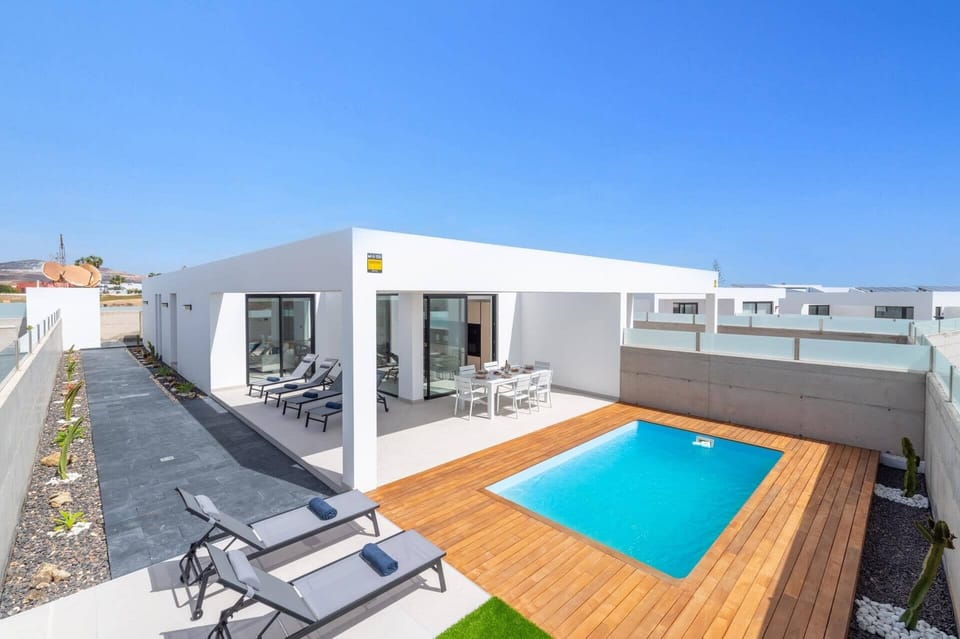 Villa Hibiscus image