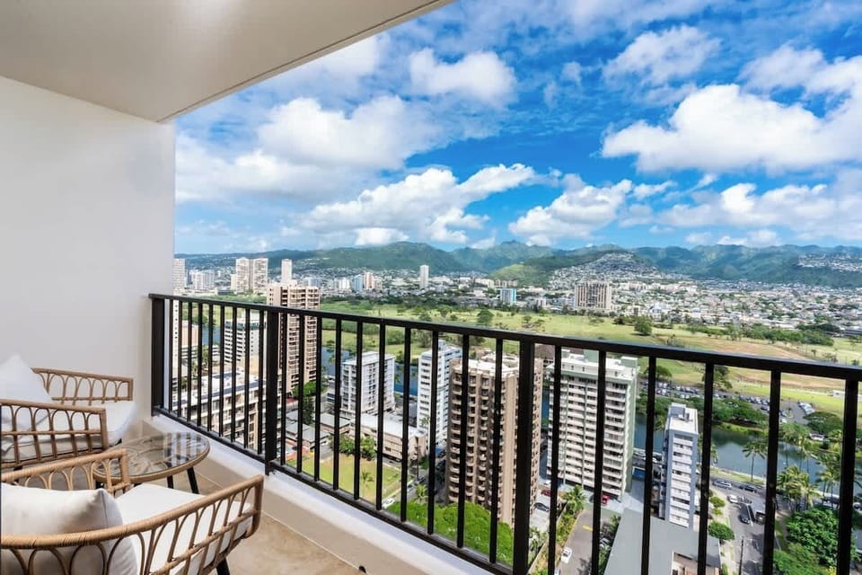 Step onto the Lanai and enjoy being ★ "outside with the amazing view and breeze blowing" ★