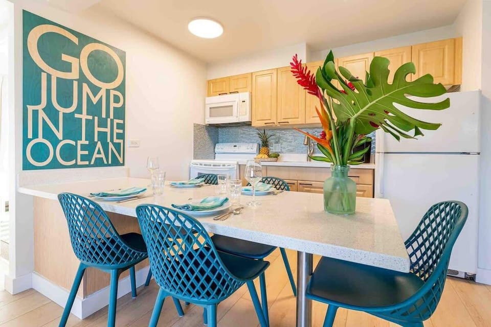 Feel like cooking?  Enjoy a fully stocked kitchen!