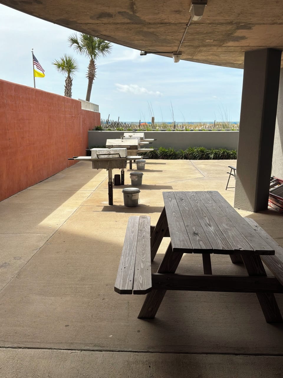 BBQ & smoking area