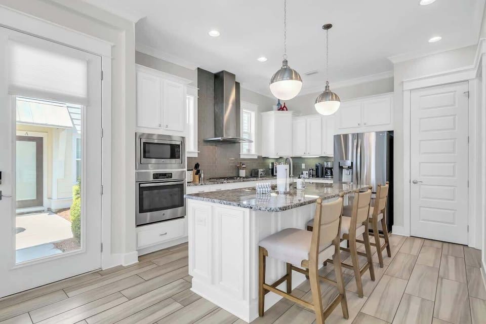 Enjoy cooking with family in the gourmet kitchen!