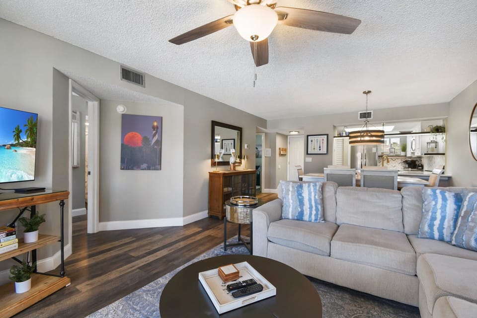 St. Augustine Beach Vacation Rentals Living Room