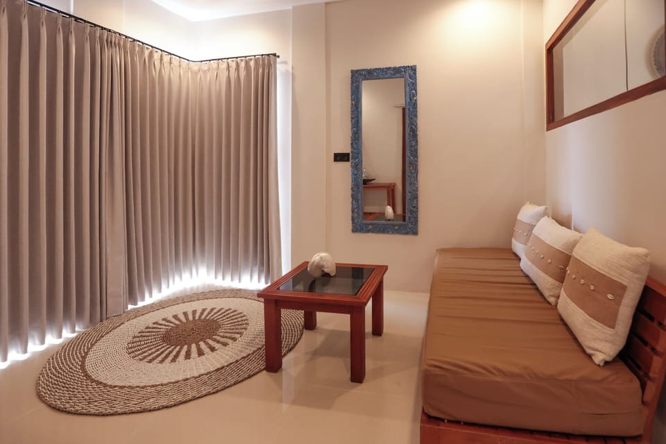 Deluxe Double Room | WiFi (free), bed sheets