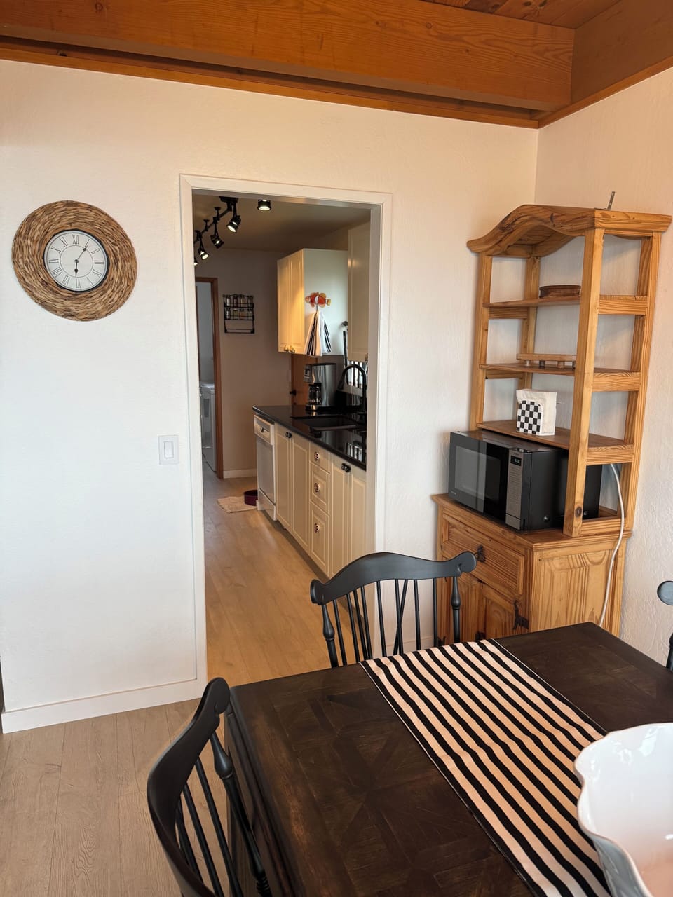 A peek into the kitchen.
