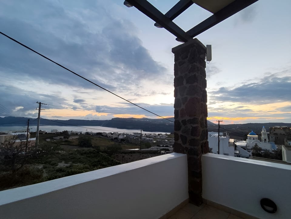 BALCONY SEA VIEW