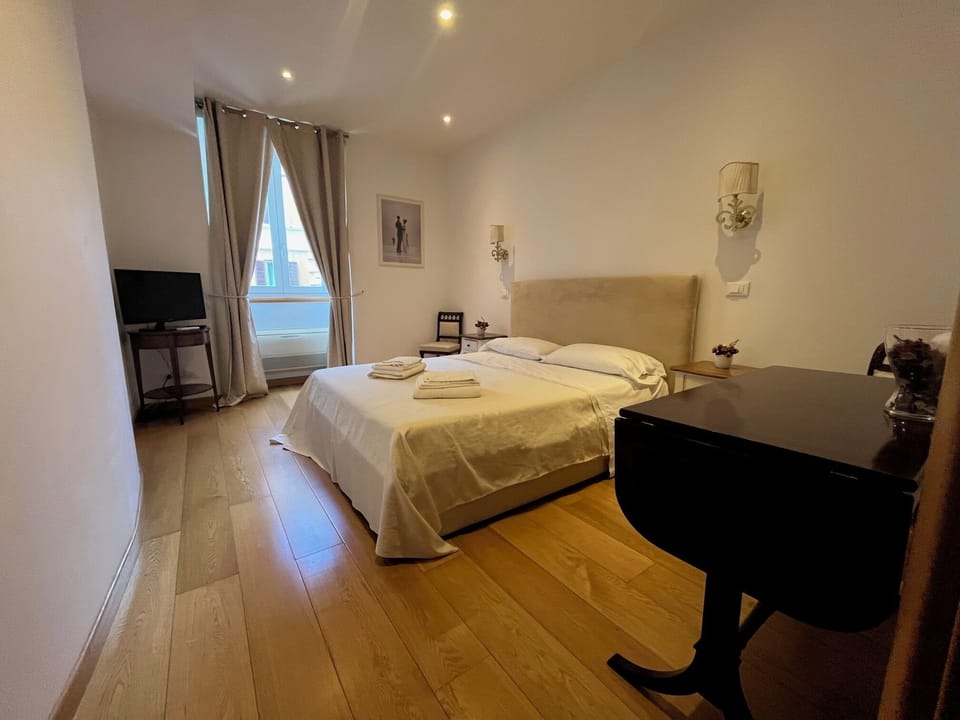 Superior Suite, City View | 1 bedroom, down comforters, memory foam beds, blackout drapes