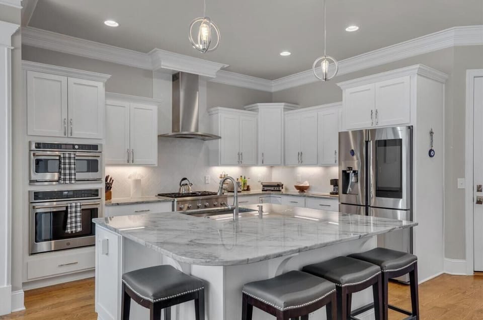 Fully-equipped kitchen perfect for your culinary adventures.
