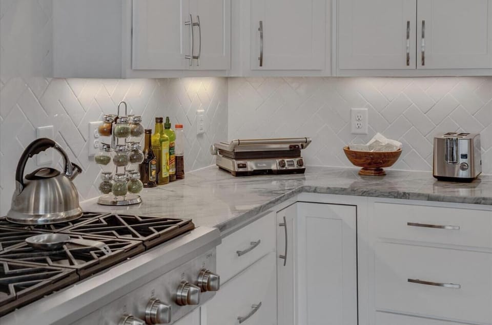 Everything you need to whip up a meal, right at your fingertips.