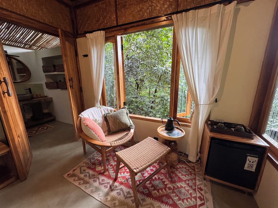 Comfort Double Room, Balcony, Garden View | Interior