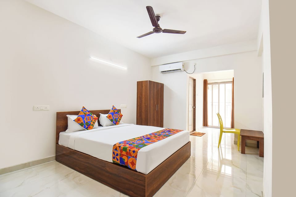 Deluxe Room | Egyptian cotton sheets, premium bedding, in-room safe, free WiFi