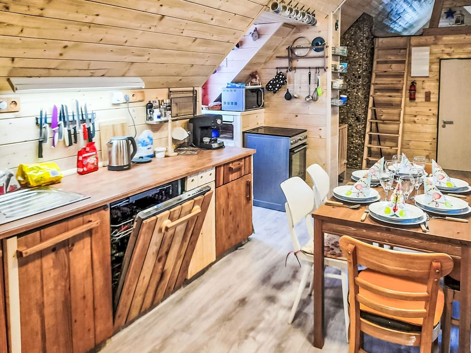 Kitchen / Dining Room