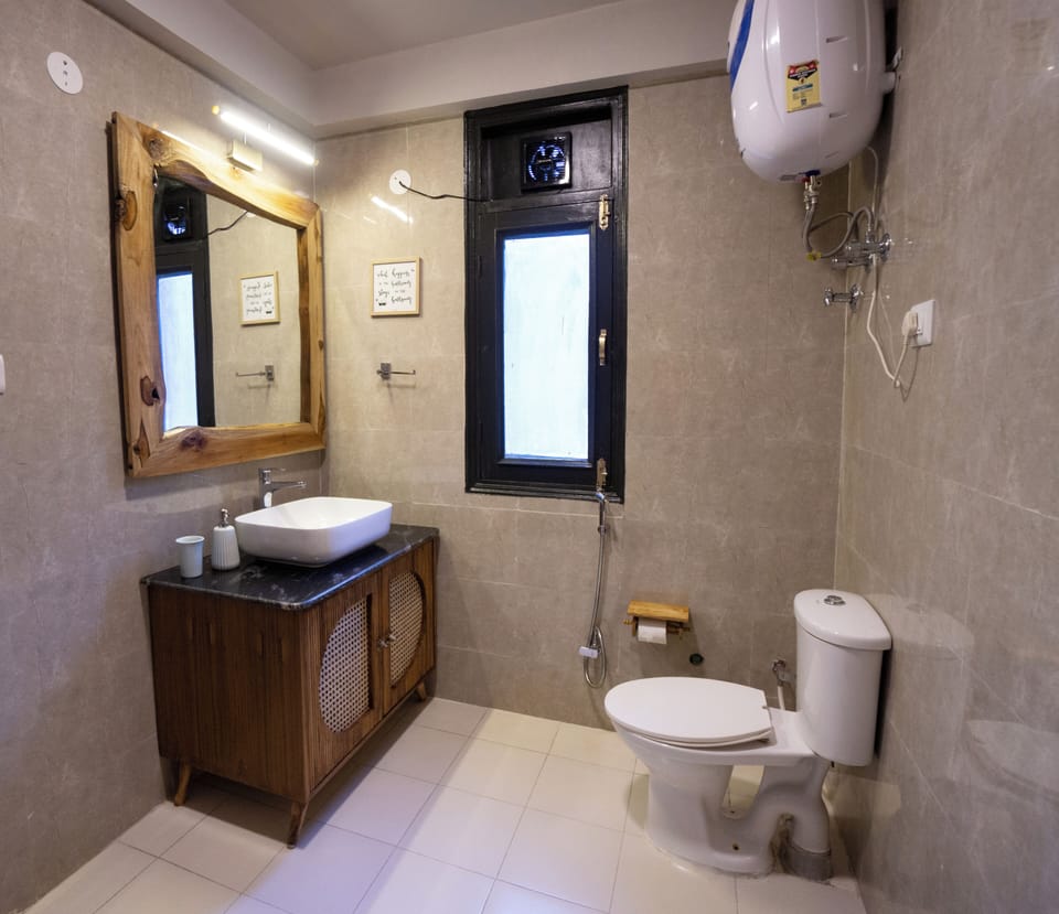 Shower, rainfall showerhead, slippers, bidet