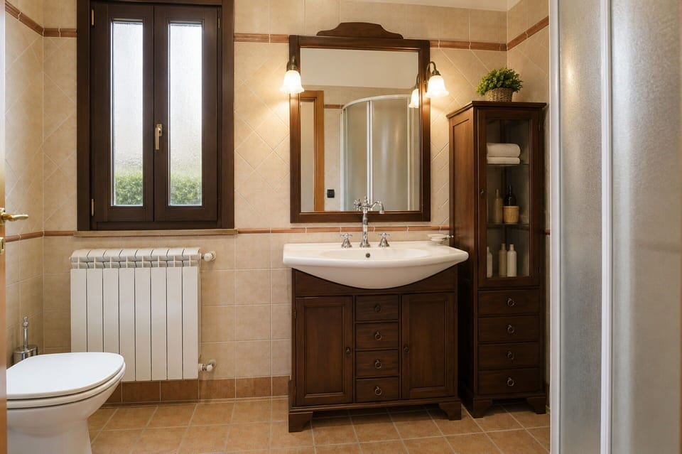 Autumn, Bathroom, Spring, Summer
