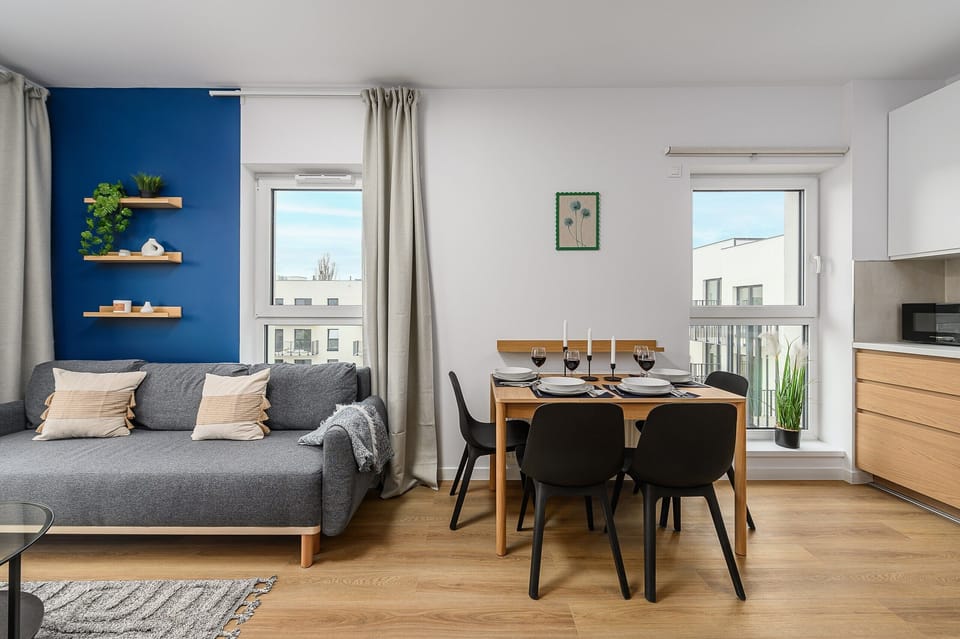 Superior Apartment, Balcony, Courtyard View | Private kitchen | Griddle, freezer