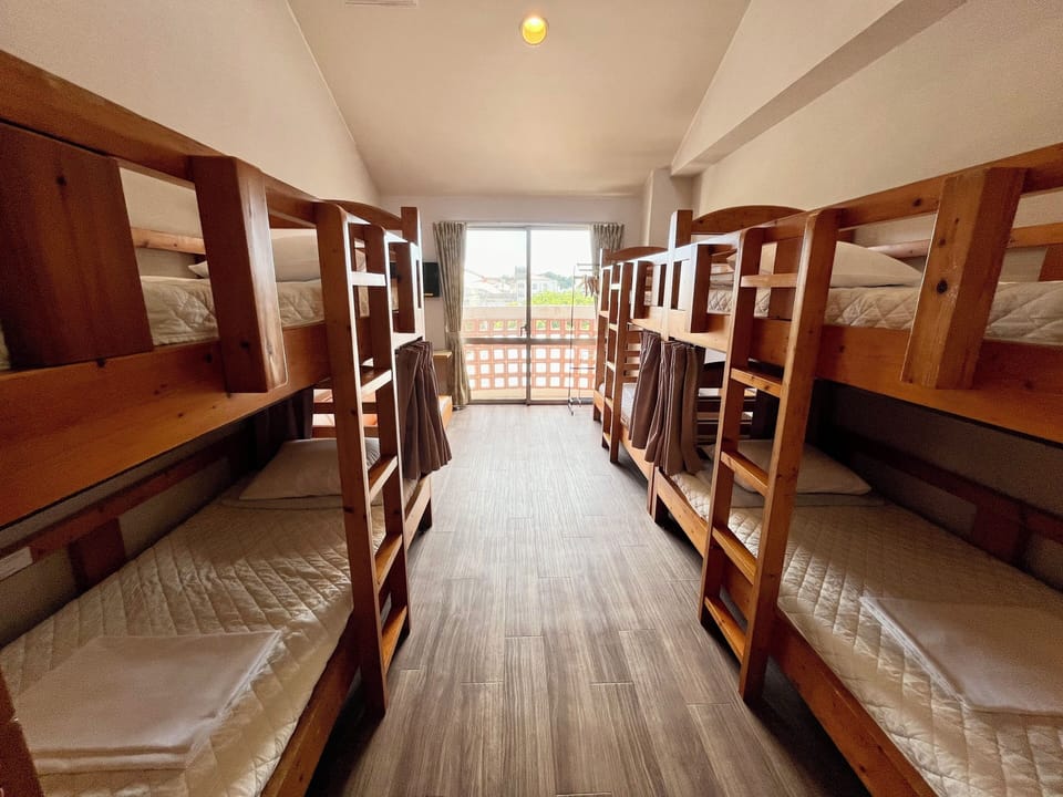 Shared Dormitory, Lanai | WiFi (free)